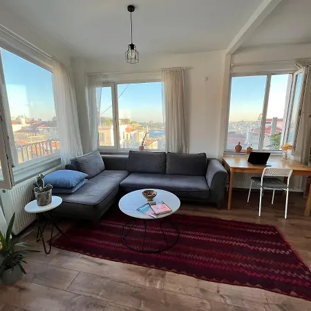 A Cozy With A Panoramic View 이스탄불